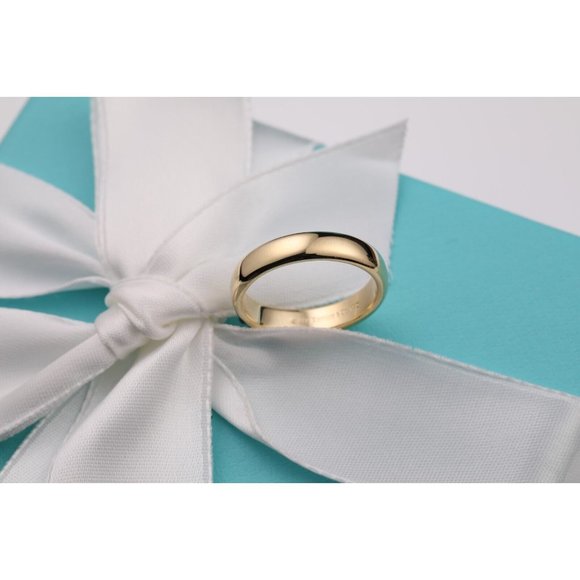 Tiffany & Co. 18k Yellow Gold 4.5mm Dome Wedding Band Size 7 Ring w/ Box - Picture 9 of 16